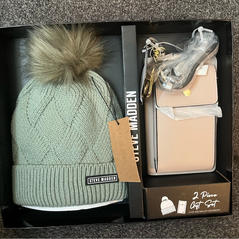 Steve Madden Sage Beanie and Blush Crossbody Set